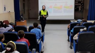 🔊 Haberi Sesli Dinle Hazır ▶ Dinle ⏸ Duraklat ⏹
