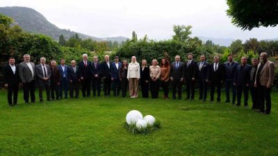 🔊 Haberi Sesli Dinle Hazır ▶ Dinle ⏸ Duraklat ⏹