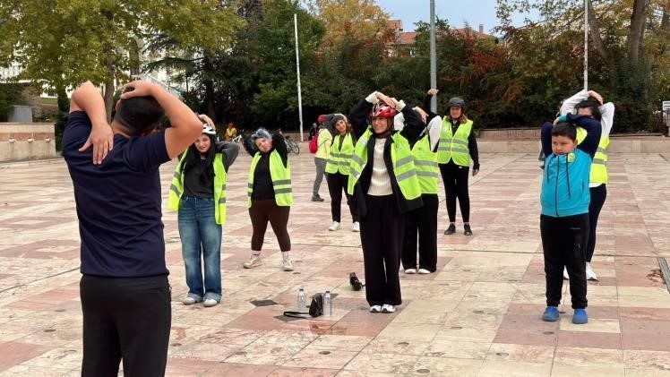 🔊 Haberi Sesli Dinle Hazır ▶ Dinle ⏸ Duraklat ⏹