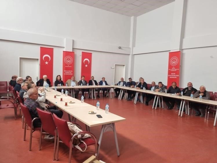 Bilecik’te muhtarlara kadına yönelik şiddetle mücadele semineri 🔊 Haberi Sesli Dinle Hazır ▶ Dinle ⏸ Duraklat ⏹