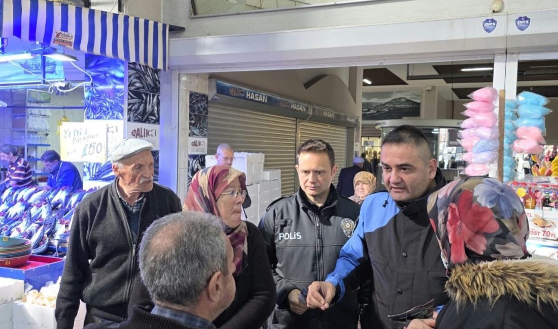 Bozüyük’te vatandaşlara dolandırıcılığa karşı bilgilendirme 🔊 Haberi Sesli Dinle Hazır ▶ Dinle ⏸ Duraklat ⏹