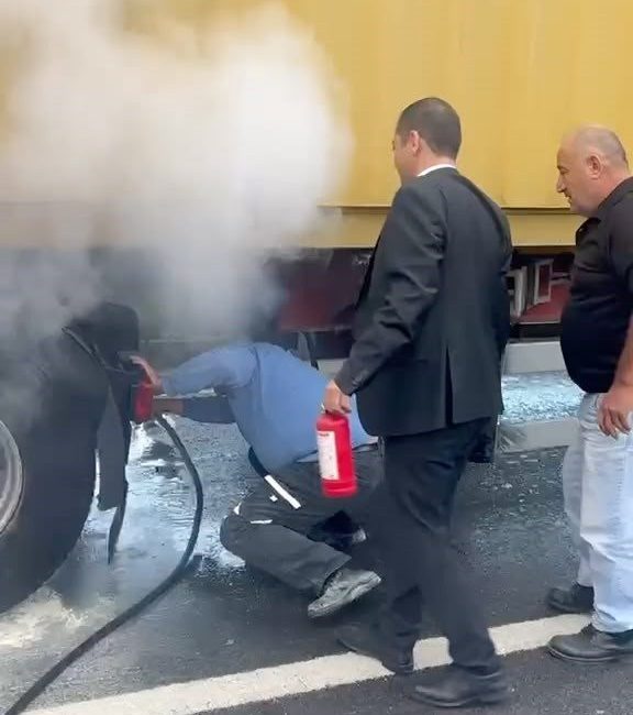 🔊 Haberi Sesli Dinle Hazır ▶ Dinle ⏸ Duraklat ⏹