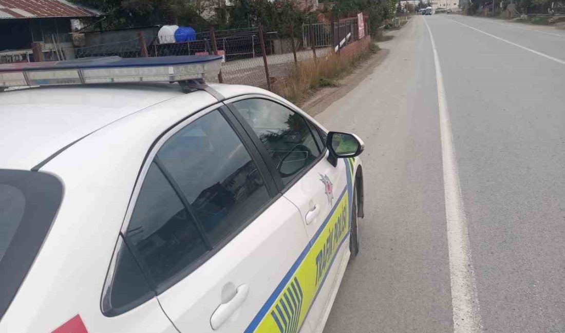 Mudurnu’da yenilenen ilçe girişinde radar denetimi başladı 🔊 Haberi Sesli Dinle Hazır ▶ Dinle ⏸ Duraklat ⏹
