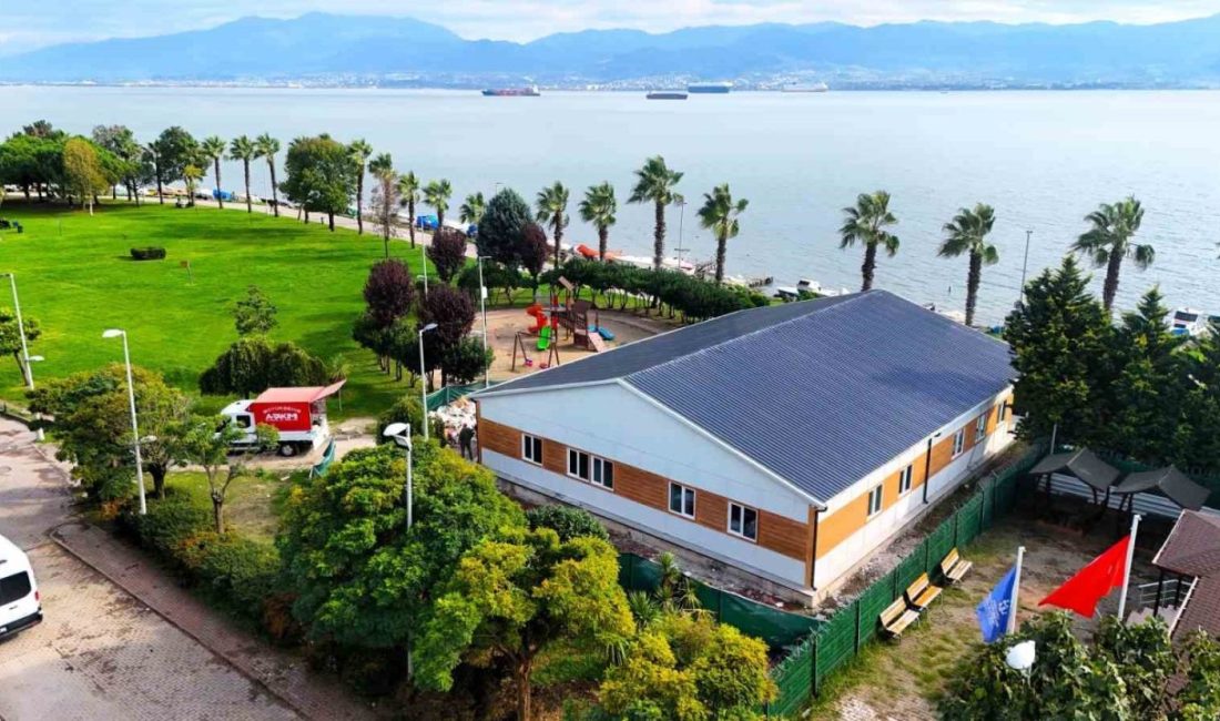 İzmit’te emekli polisler için yapılan sosyal tesis tamamlanma aşamasına geldi 🔊 Haberi Sesli Dinle Hazır ▶ Dinle ⏸ Duraklat ⏹