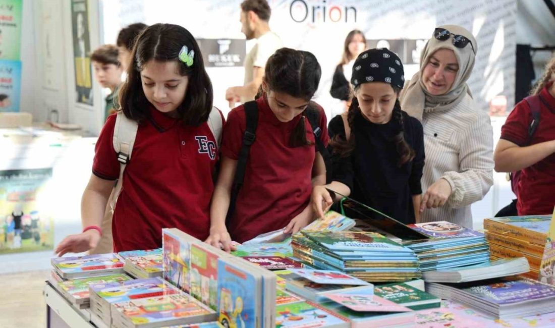 Kocaeli Kitap Fuarı, öğrencileri farklı eserlerle buluşturuyor 🔊 Haberi Sesli Dinle Hazır ▶ Dinle ⏸ Duraklat ⏹