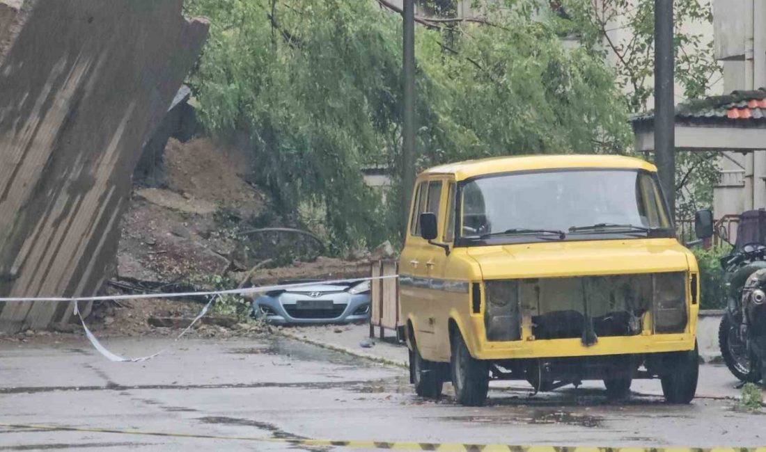 Zonguldak’ta heyelan sonrası 49 daire boşaltıldı 🔊 Haberi Sesli Dinle Hazır ▶ Dinle ⏸ Duraklat ⏹